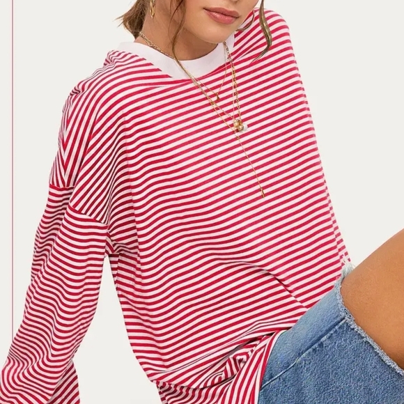 Oversized Long Sleeve Pullover Top - Picture 2 of 3